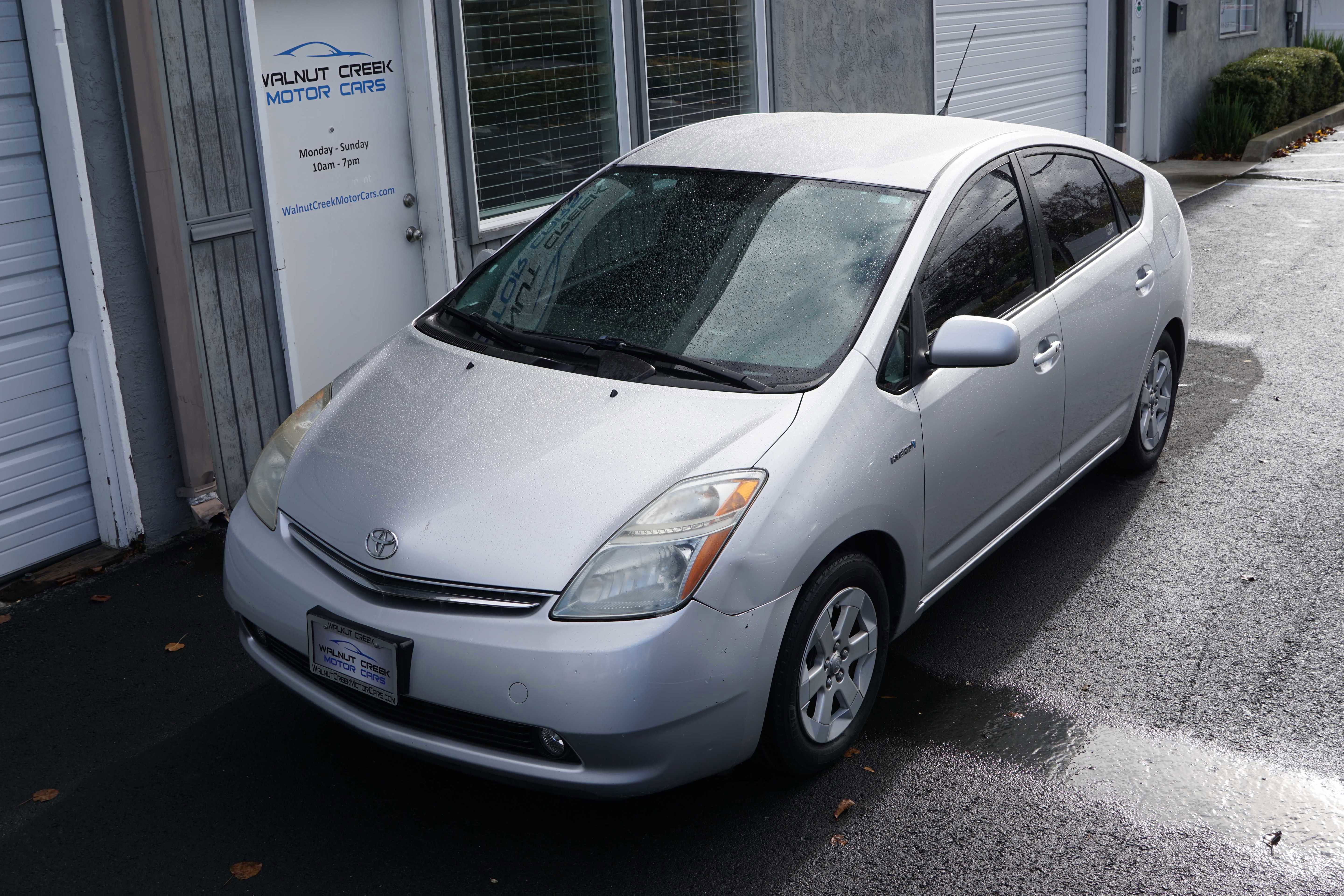 Used 2009 Toyota Prius Touring image 3