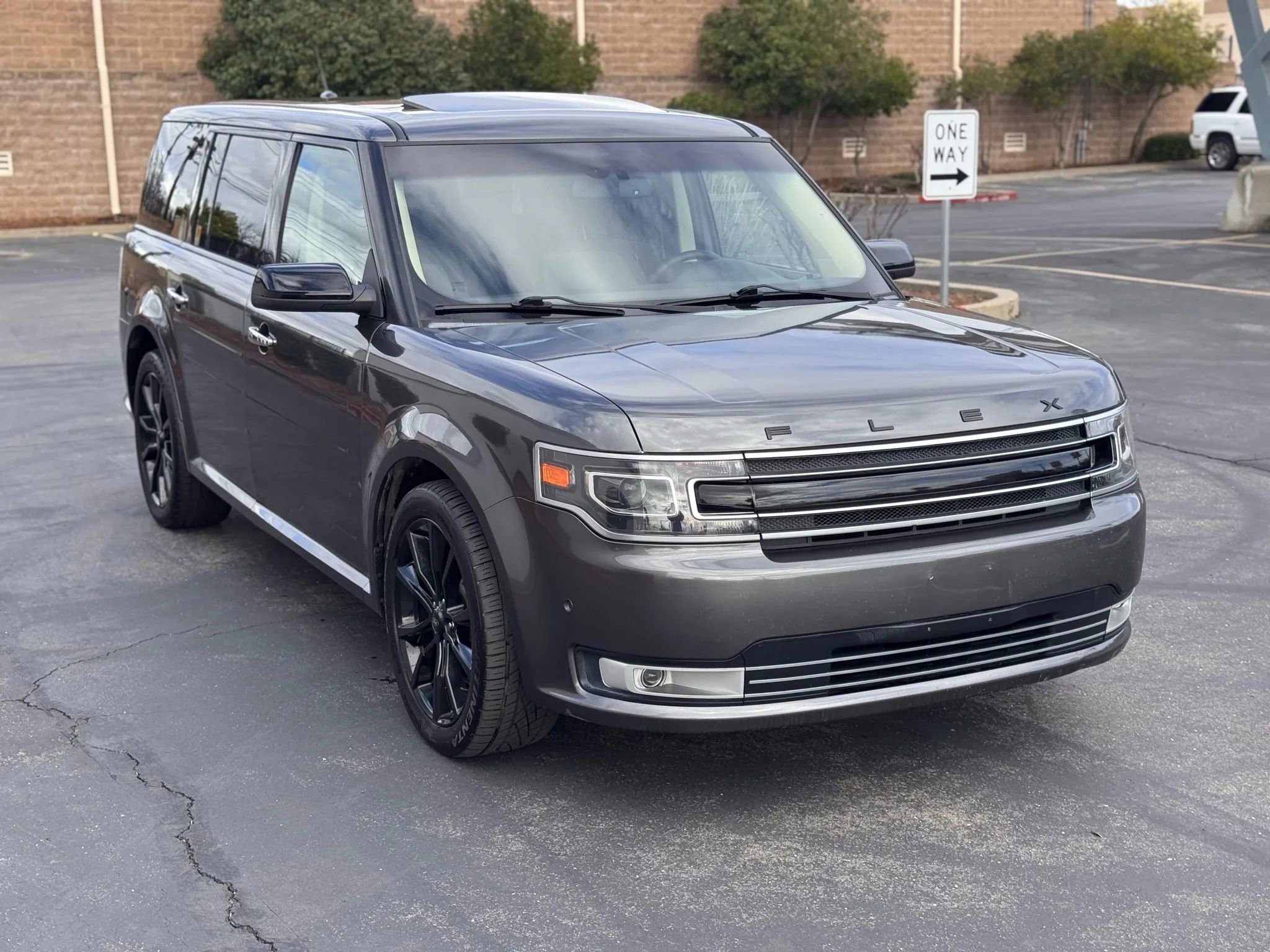 Used 2018 Ford Flex Limited w/ Equipment Group 301A image 8