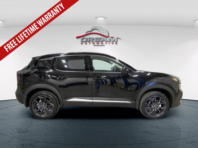 New 2026 Nissan Kicks SR w/ SR Premium Package FWD image 17