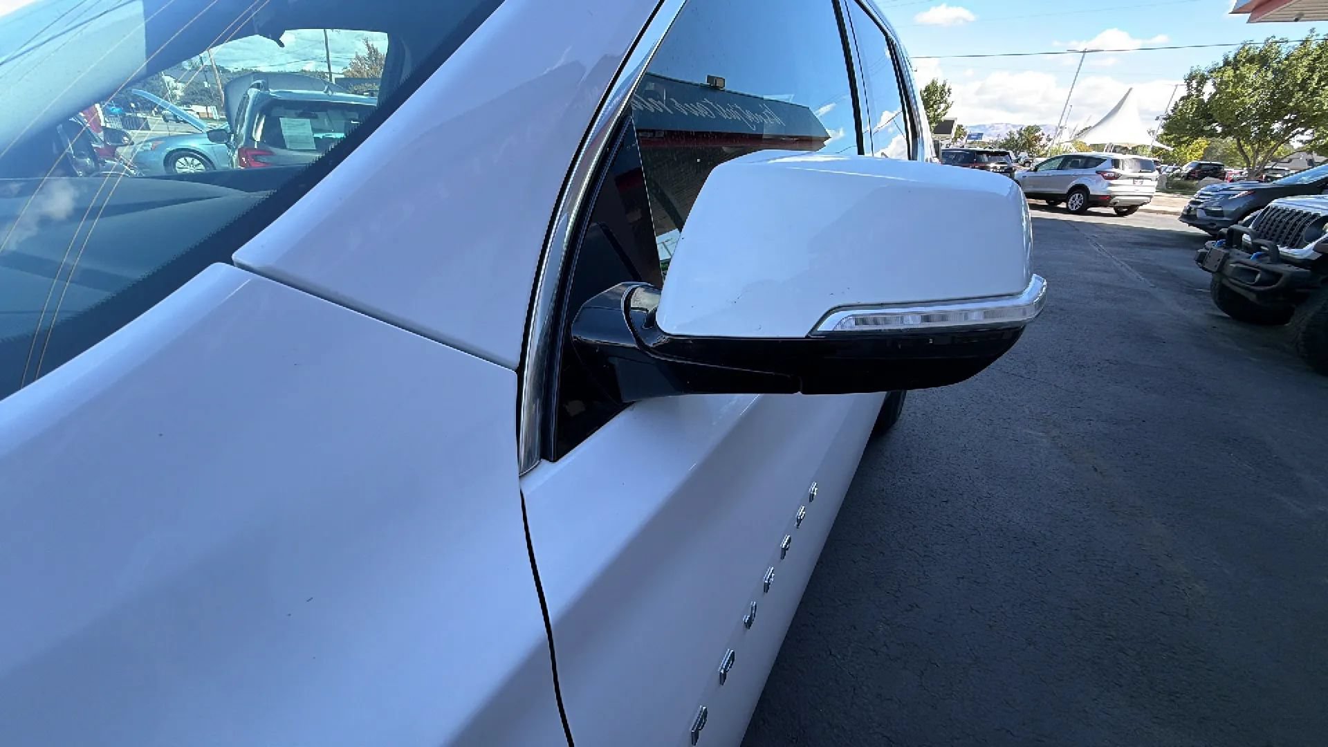 Used 2019 Chevrolet Traverse LT w/ LPO, Floor Liner Package AWD/4WD image 13