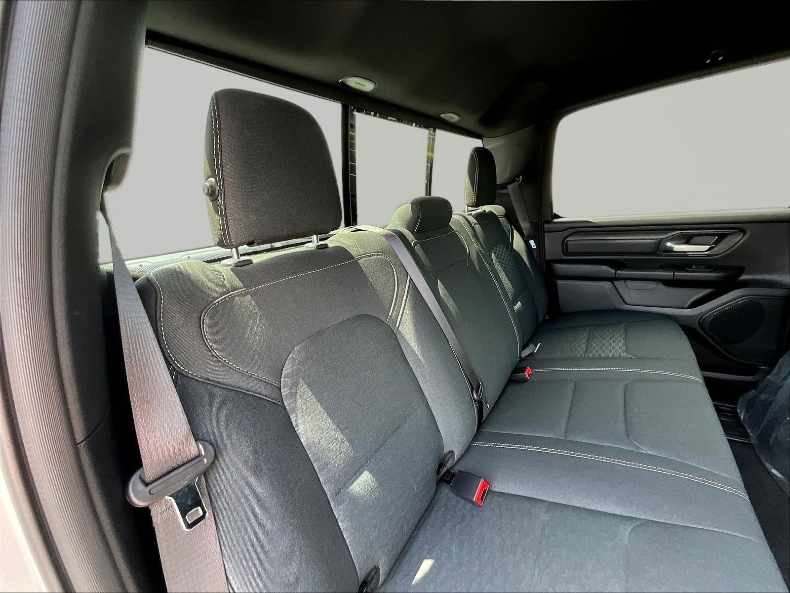 New 2026 RAM 1500 Express AWD/4WD image 20