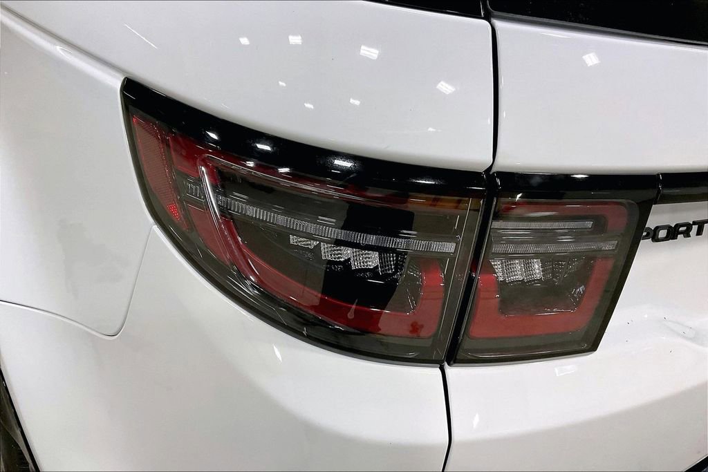 Certified 2024 Land Rover Discovery Sport Dynamic SE AWD/4WD image 23