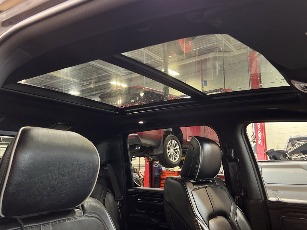 Used 2024 RAM 1500 Limited image 33