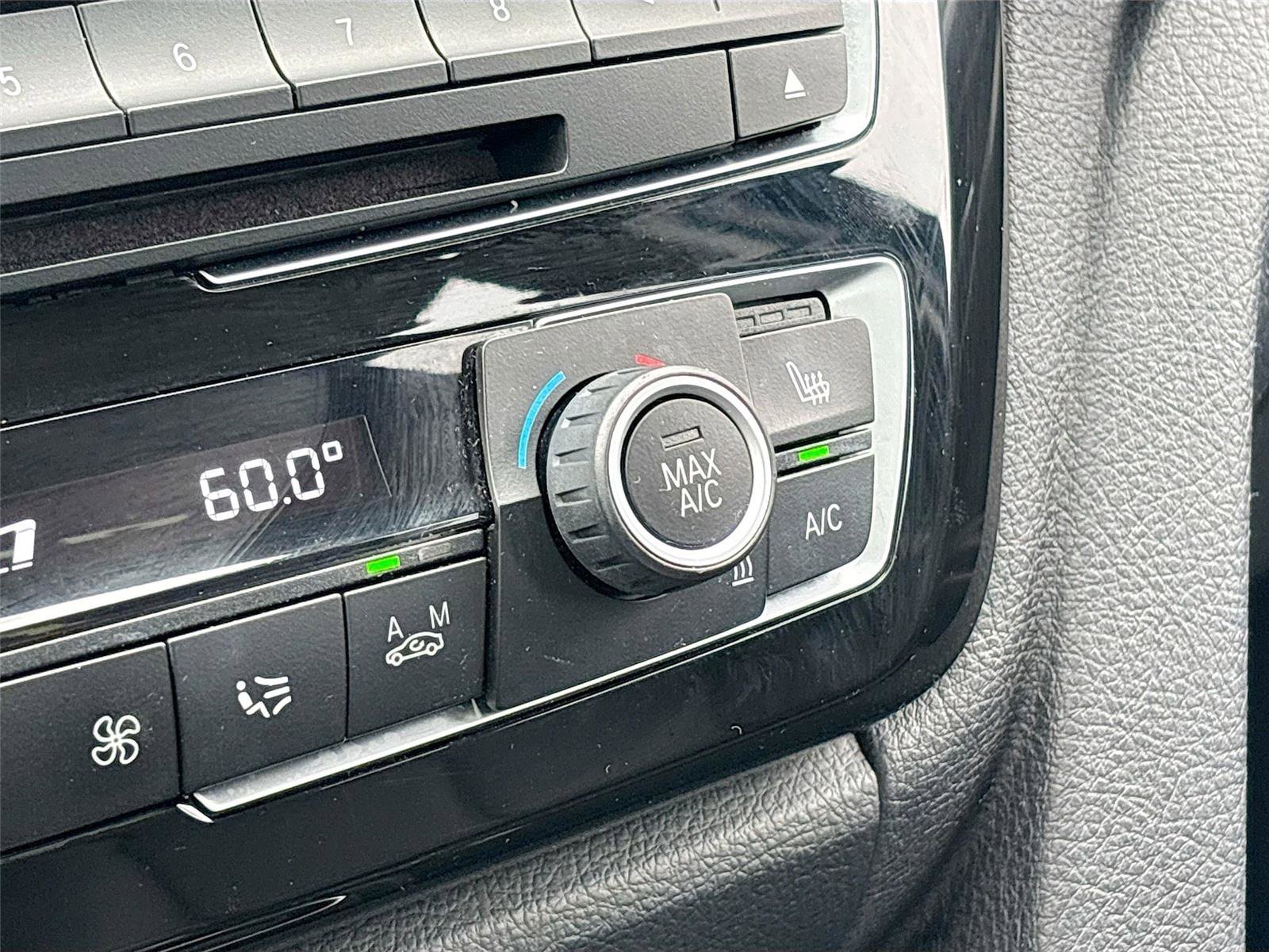 Used 2016 BMW 320i xDrive Sedan image 23