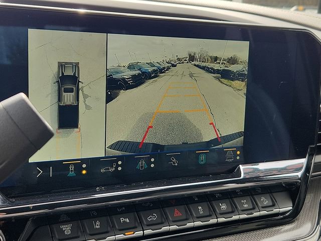 Used 2024 Chevrolet Silverado 2500 ZR2 w/ Technology Package image 19