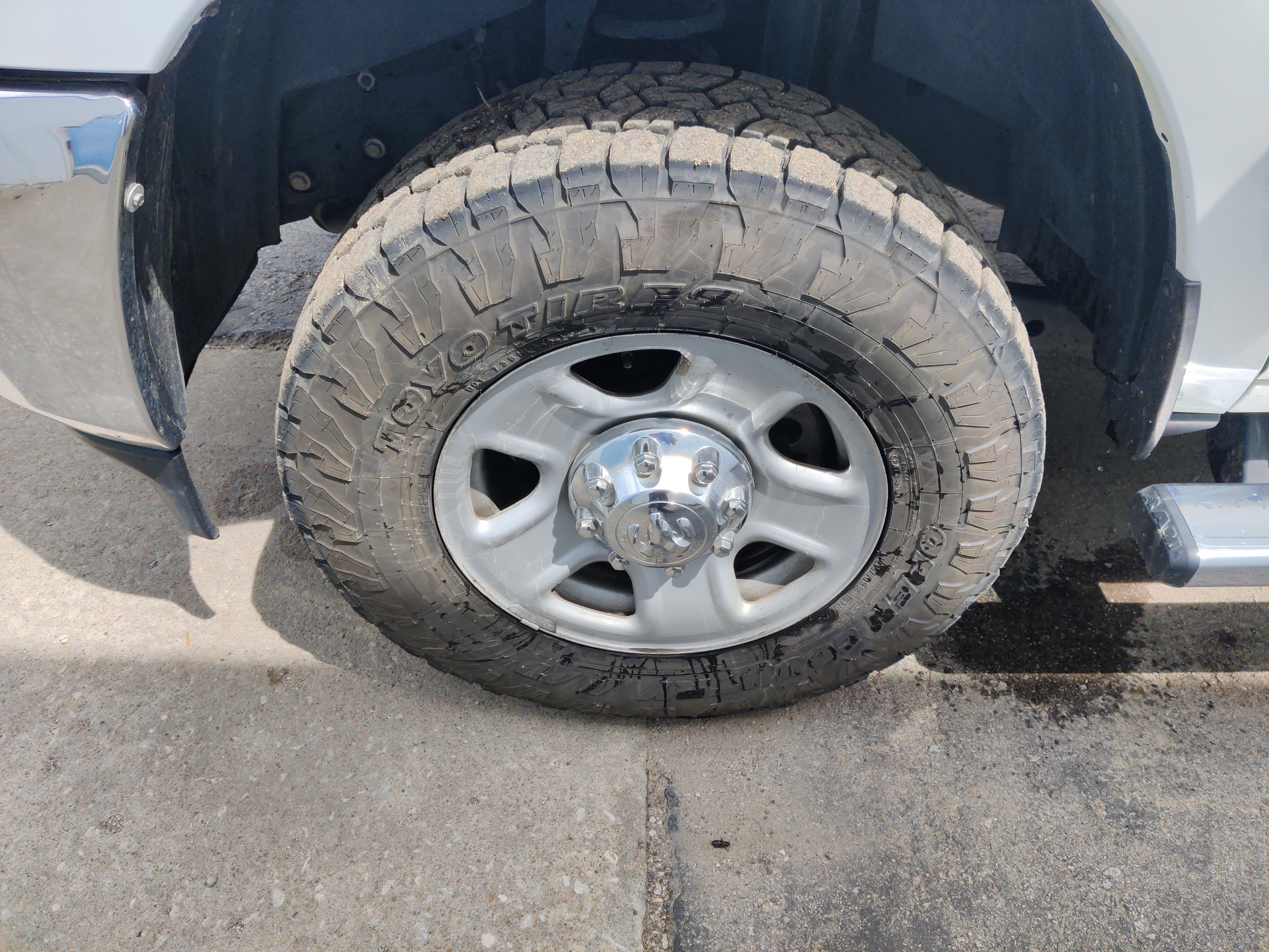 Used 2020 RAM 3500 Tradesman w/ Chrome Appearance Group image 9