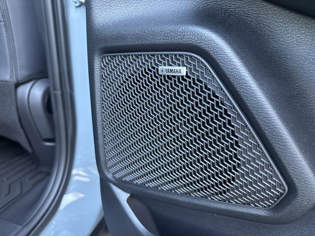 New 2026 Mitsubishi Outlander AWD image 37