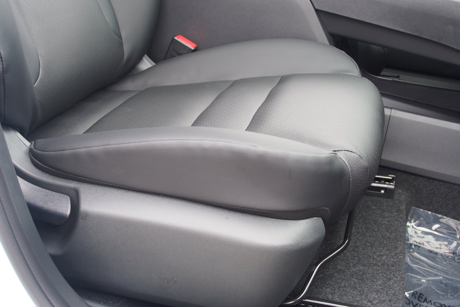 New 2026 Nissan Rogue Dark Armor FWD image 12
