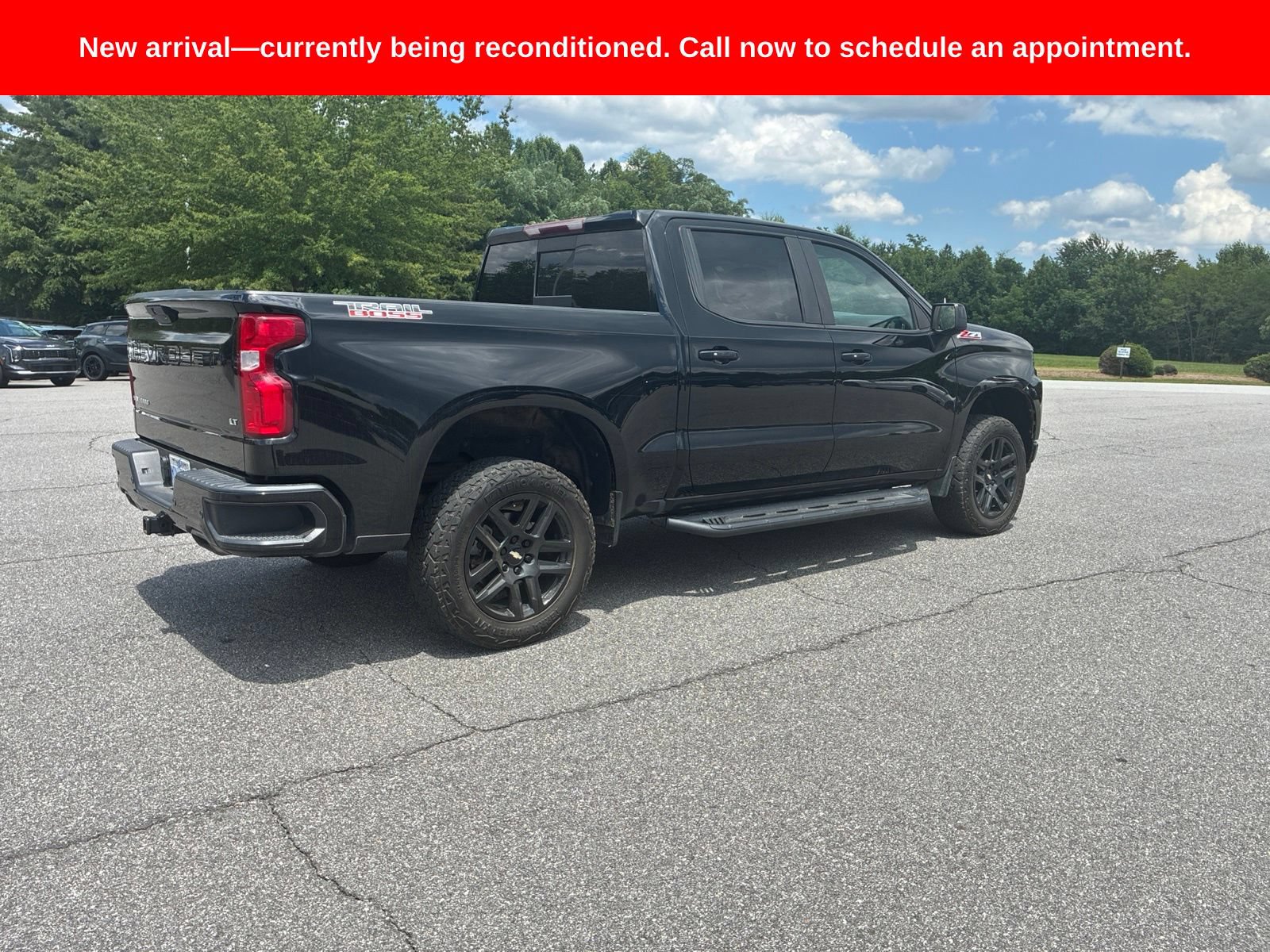Used 2019 Chevrolet Silverado 1500 LT Trail Boss AWD/4WD image 5
