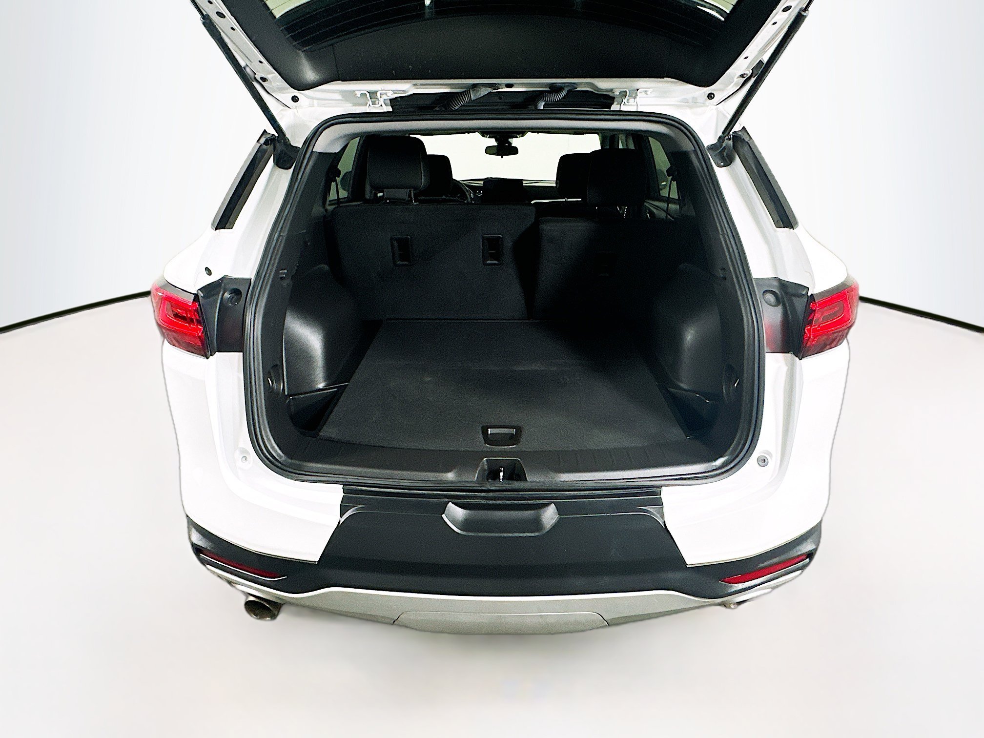 Used 2023 Chevrolet Blazer LT FWD image 29