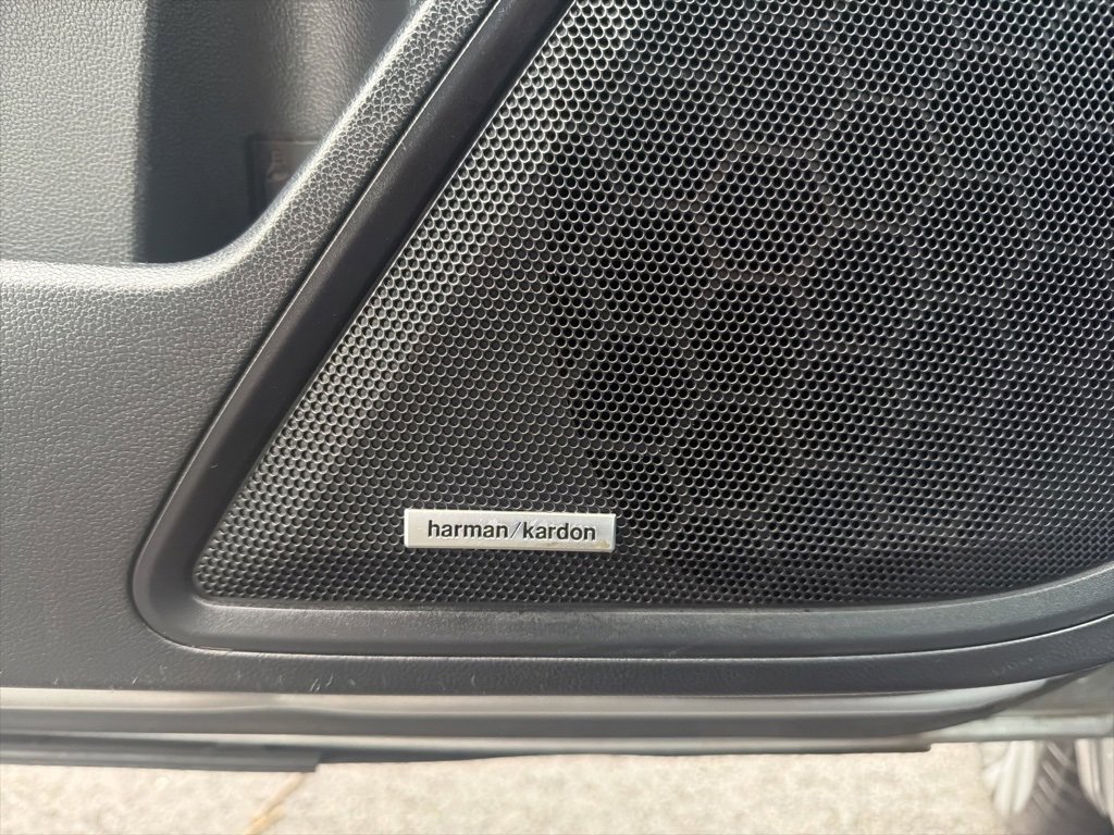 Used 2020 Subaru Outback Limited w/ Popular Package #2 image 13