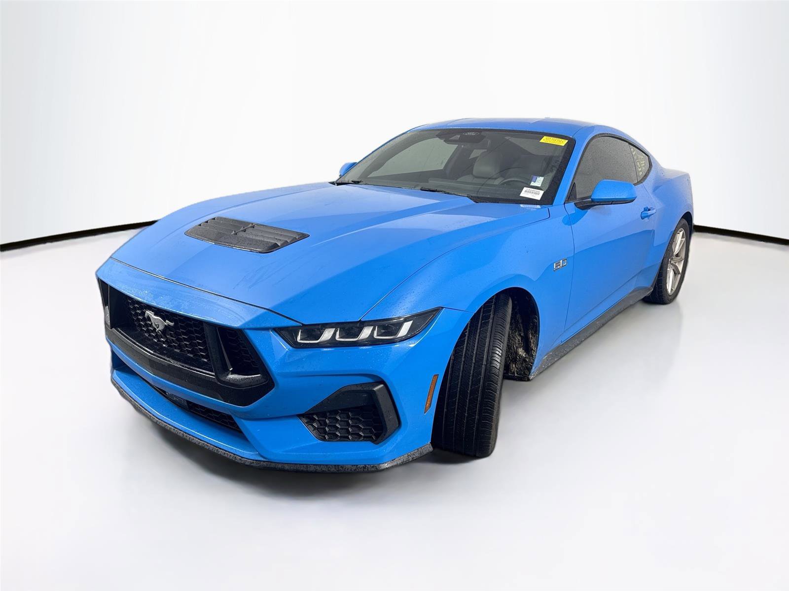 Used 2024 Ford Mustang GT Premium image 2