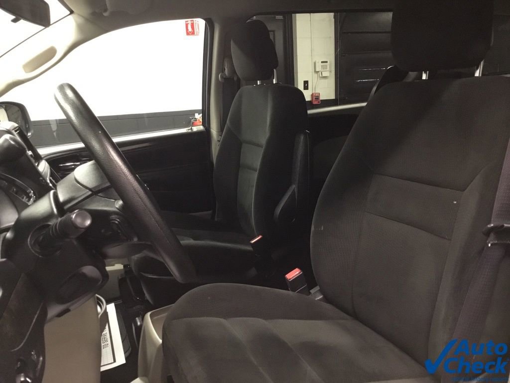 Used 2015 Dodge Grand Caravan SE w/ Quick Order Package 29E SE image 23