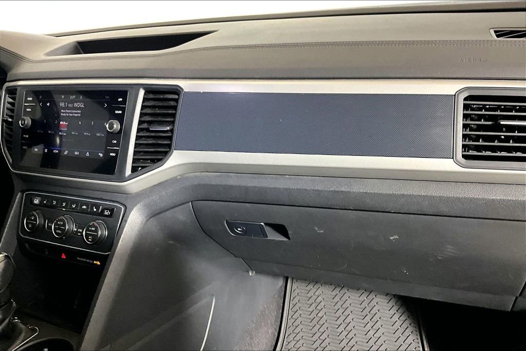 Used 2021 Volkswagen Atlas SE w/ Panoramic Sunroof Package image 12