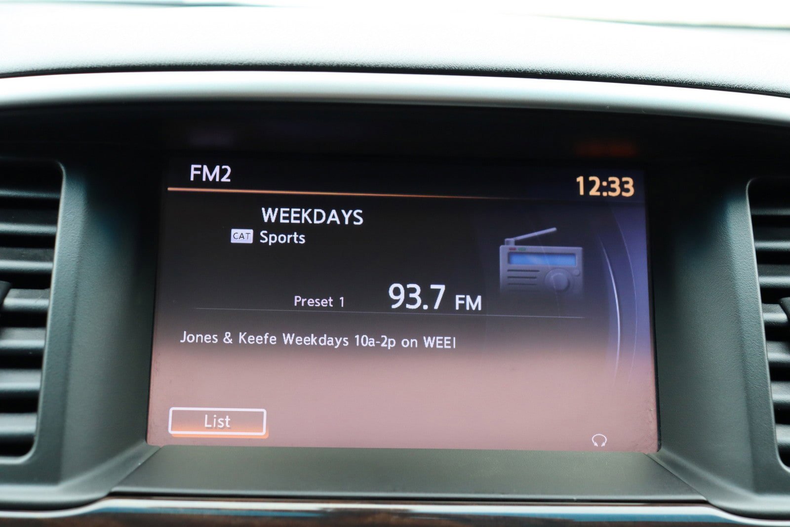 Used 2014 Nissan Pathfinder Platinum w/ Platinum Premium Package image 36
