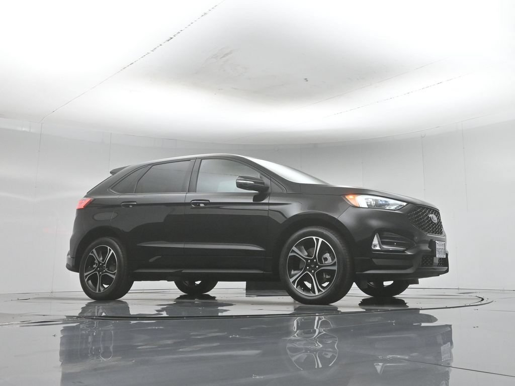 Certified 2023 Ford Edge ST AWD/4WD image 4