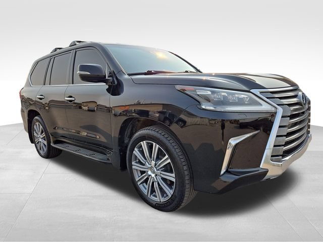 Used 2017 Lexus LX 570 4WD w/ Luxury Package