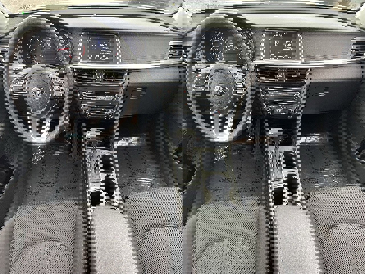 Used 2020 Kia Optima LX image 14