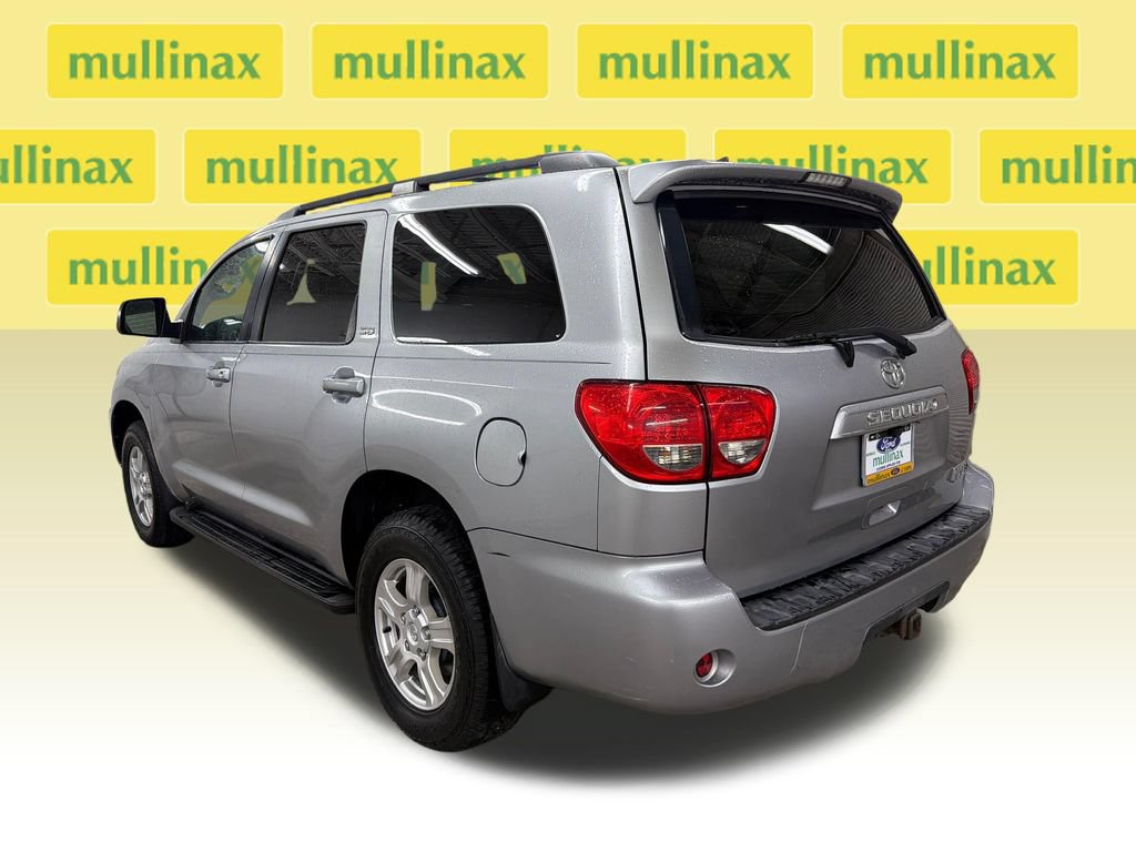 Used 2011 Toyota Sequoia SR5 AWD/4WD image 9