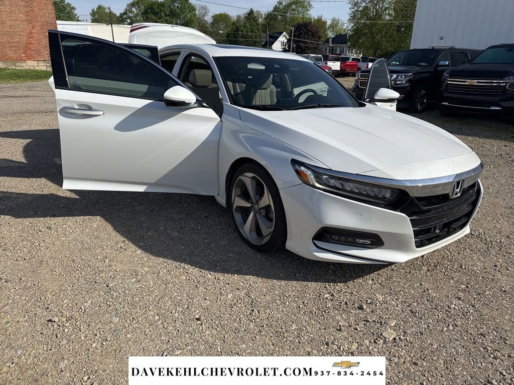 Used 2018 Honda Accord Touring image 34