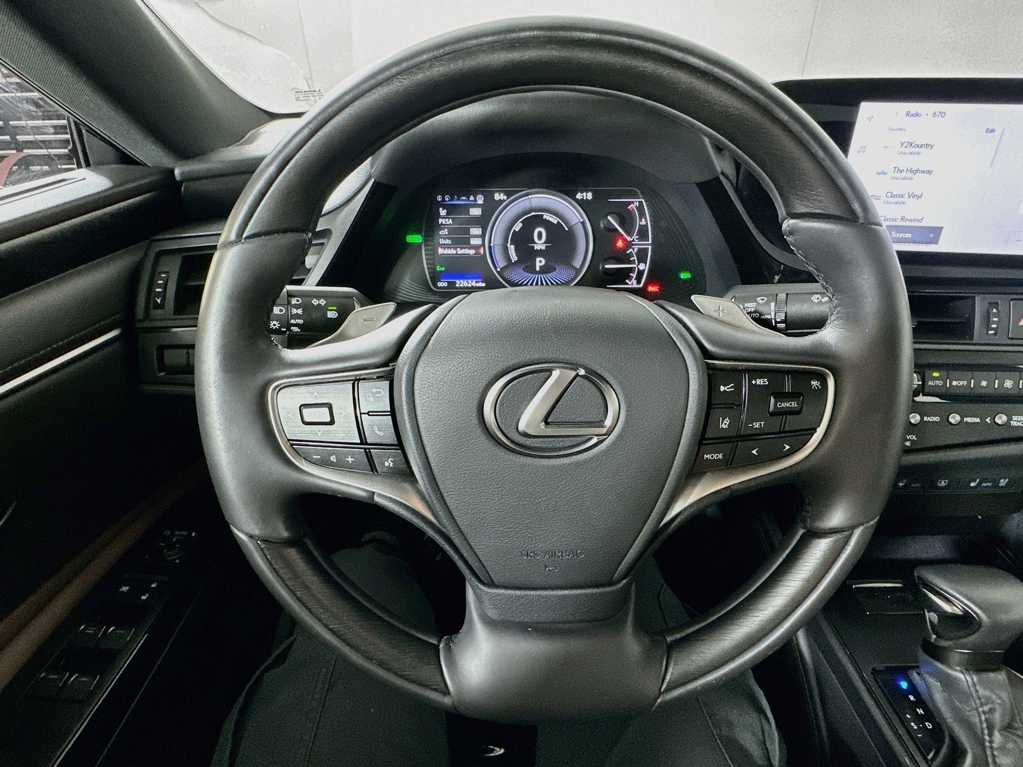 Certified 2025 Lexus ES 300h w/ Accessory Package (Z2) FWD image 11