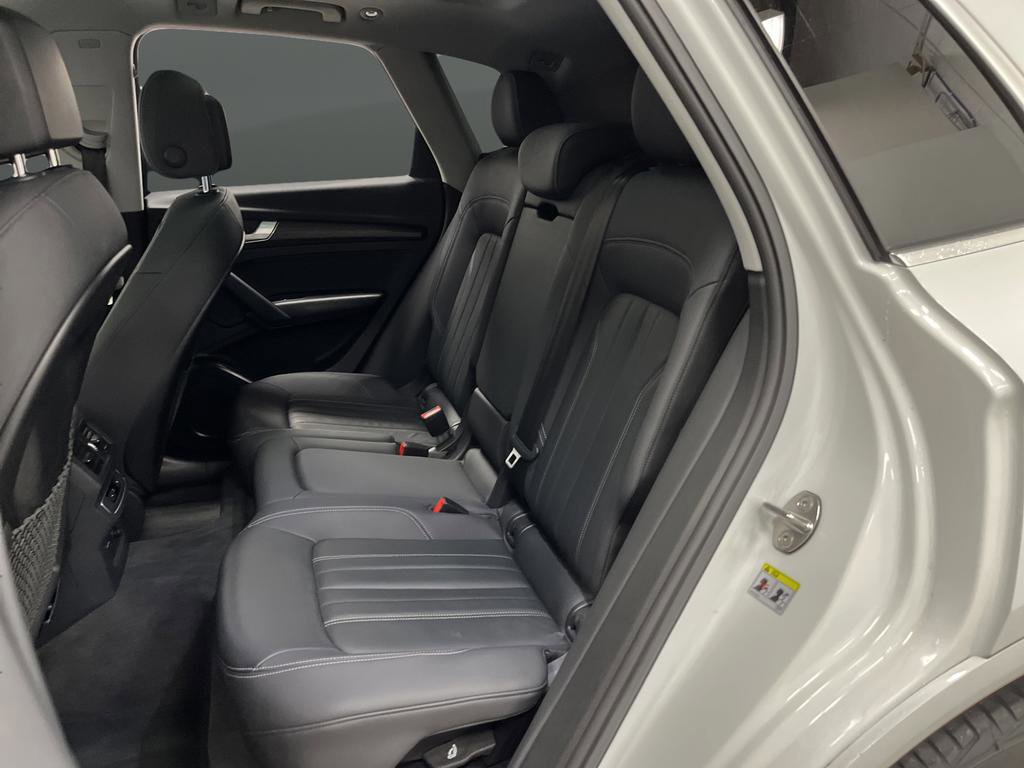 Used 2023 Audi Q5 2.0T Premium w/ Convenience Package image 28