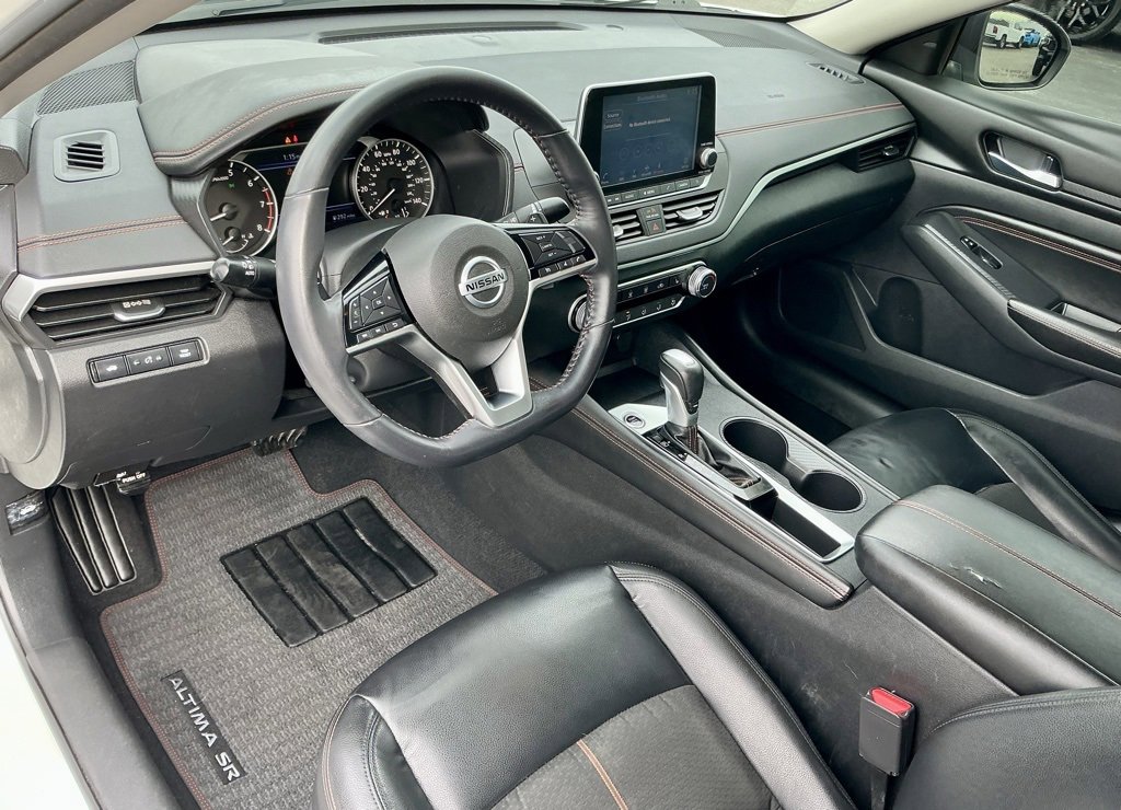 Used 2021 Nissan Altima 2.5 SR w/ SR Premium Package image 37