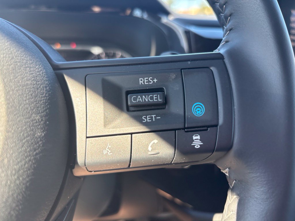 Certified 2025 Nissan Pathfinder SV AWD/4WD image 25