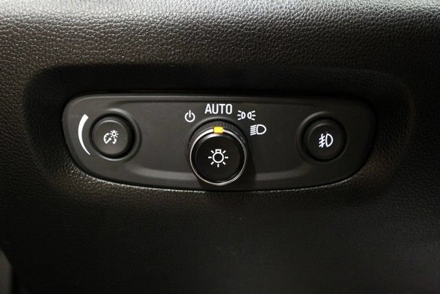 Used 2018 Chevrolet Traverse Premier w/ Redline Edition AWD/4WD image 24