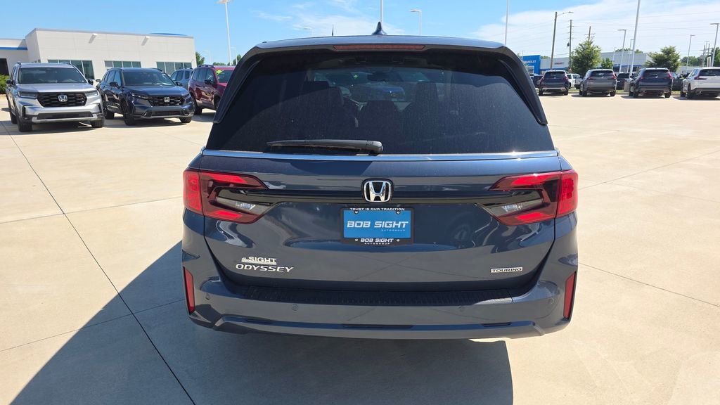 New 2026 Honda Odyssey Touring image 4