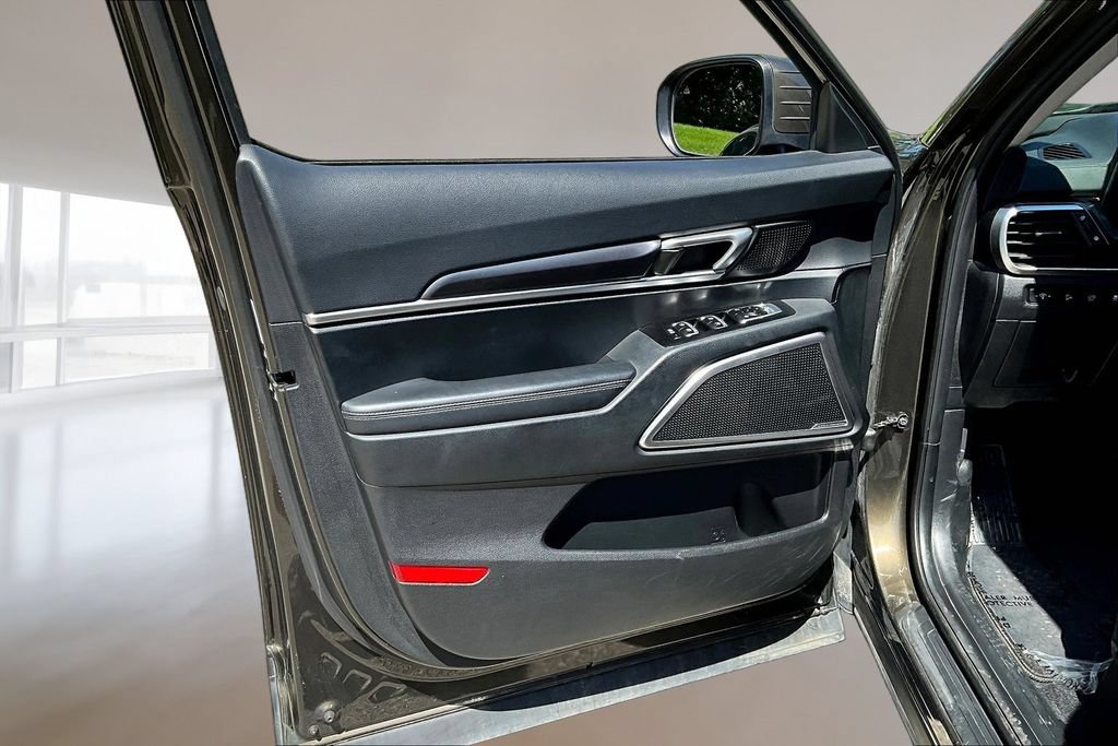 Certified 2025 Kia Telluride S AWD/4WD image 19