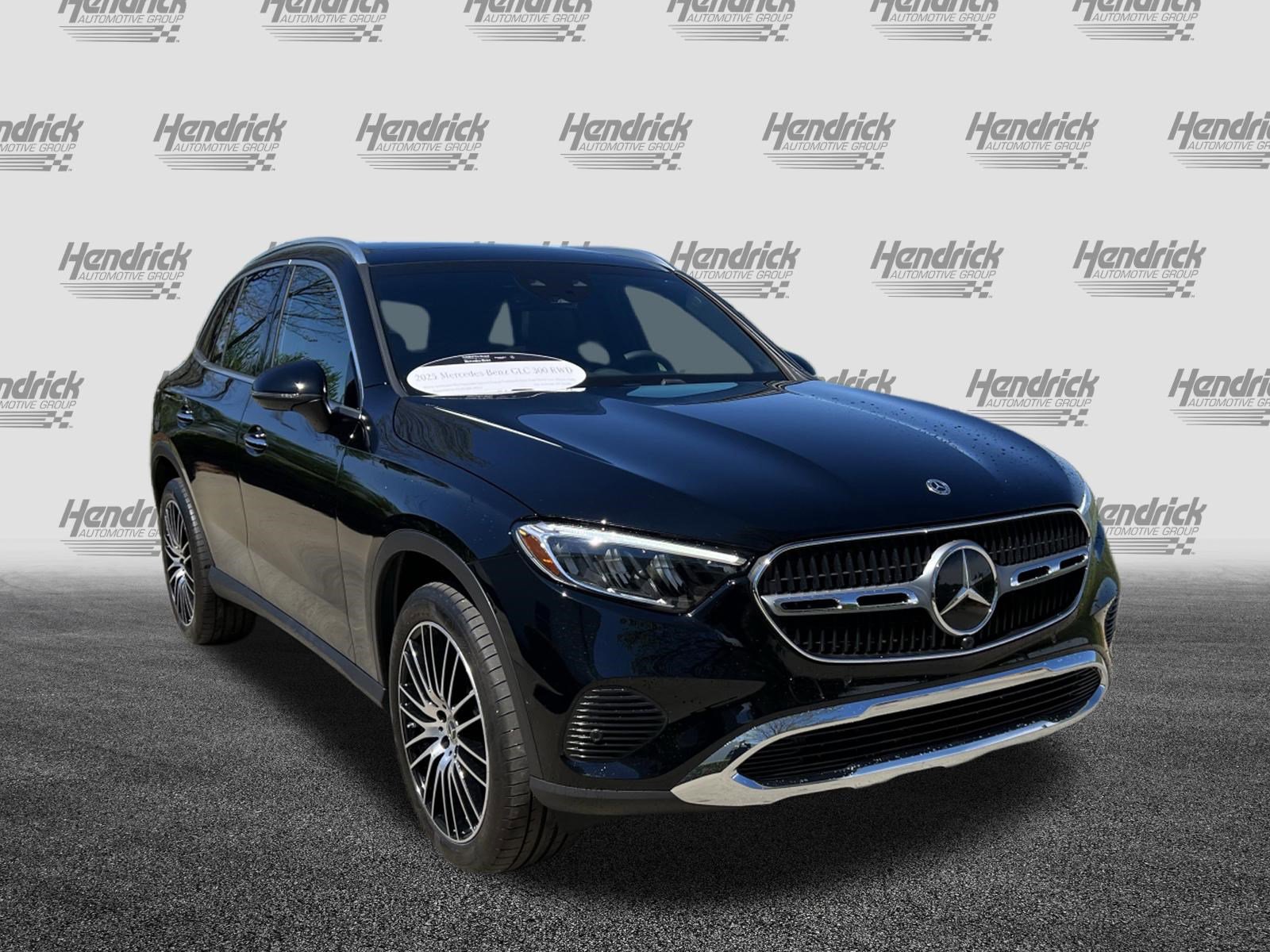Certified 2025 Mercedes-Benz GLC 300 image 2
