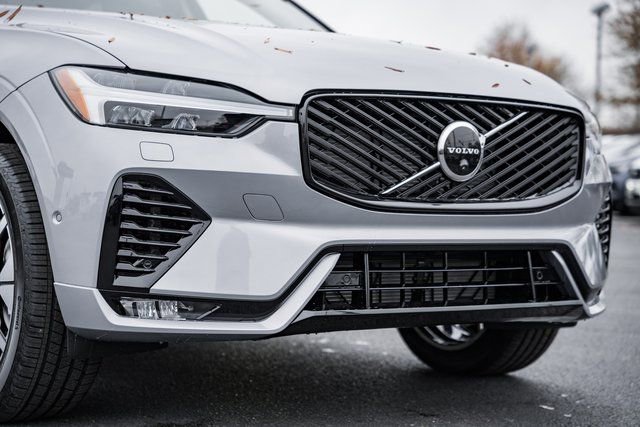 New 2026 Volvo XC60 B5 Ultra w/ Protection Package Premier image 13
