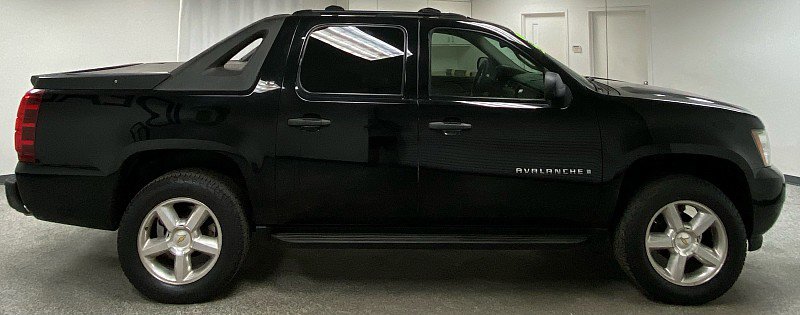 Used 2007 Chevrolet Avalanche LS image 4