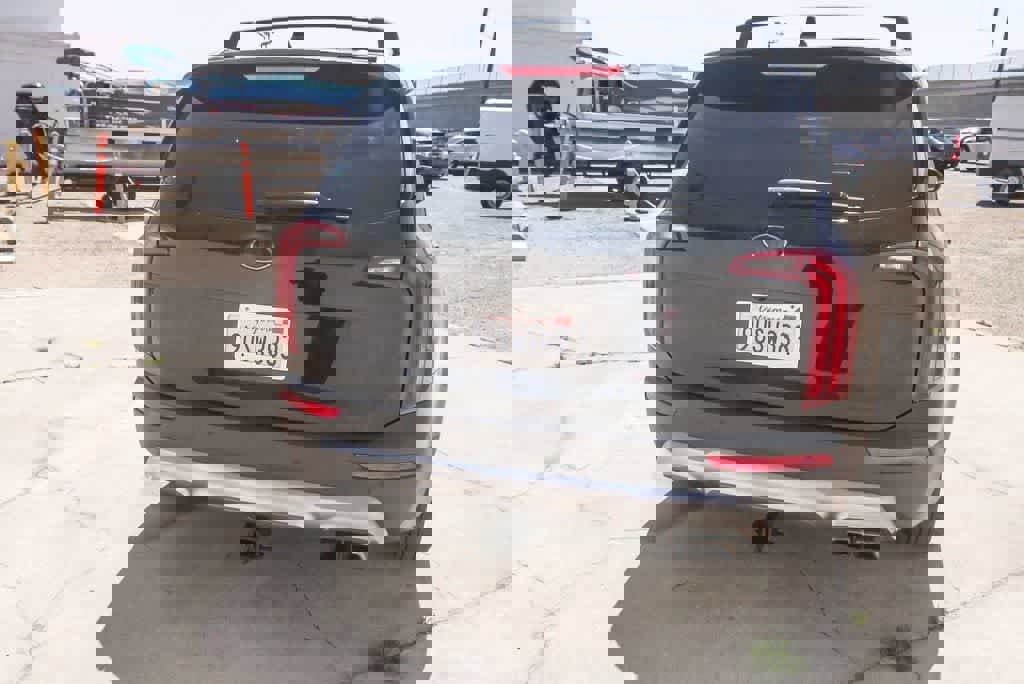 Used 2020 Kia Telluride S w/ S 8 Passenger Seating Package image 8