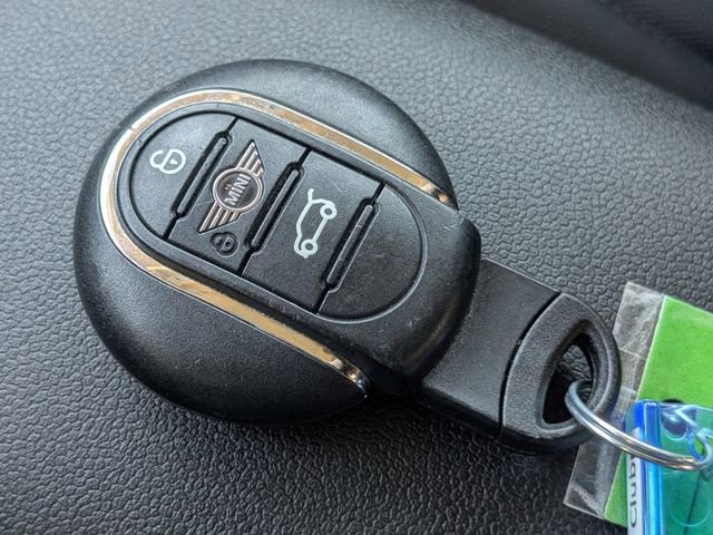 Used 2020 MINI Cooper Clubman S w/ Storage Package image 34