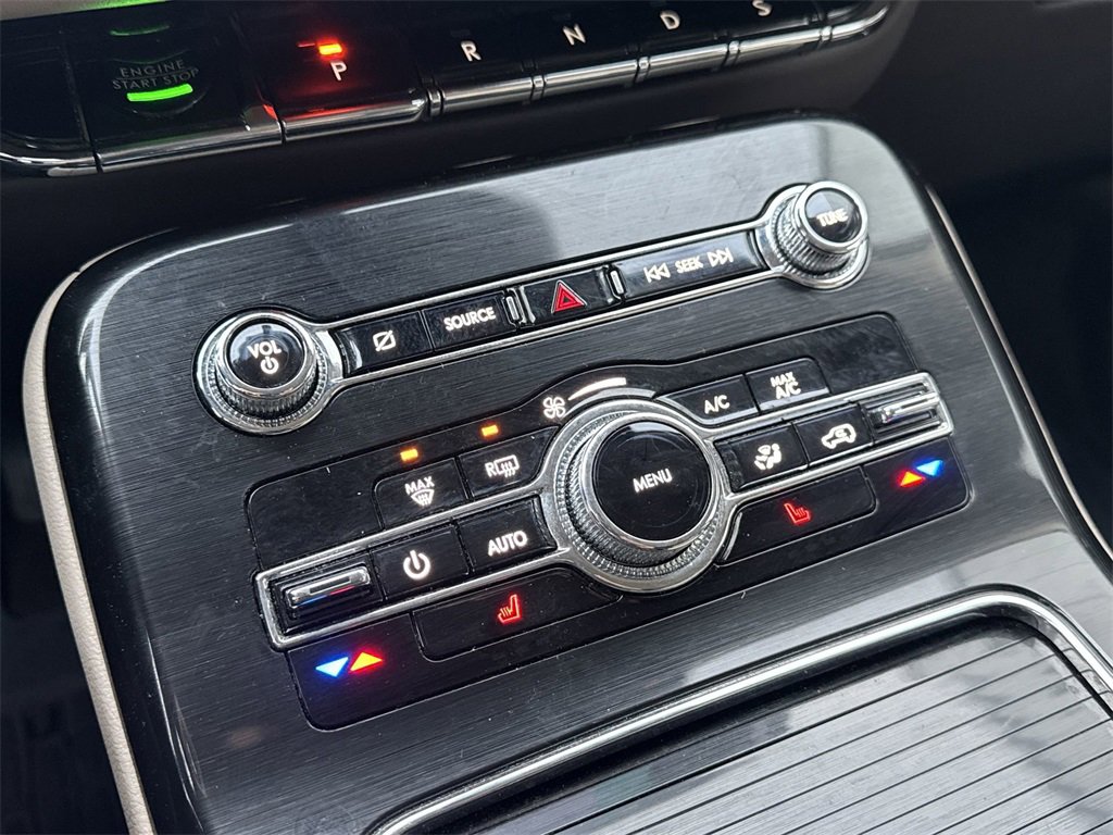 Certified 2022 Lincoln Nautilus FWD w/ Premium Package image 17