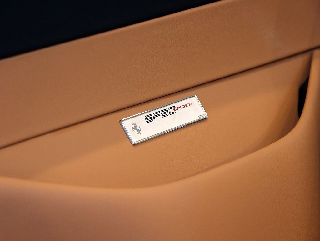 Certified 2022 Ferrari SF90 Spider image 39