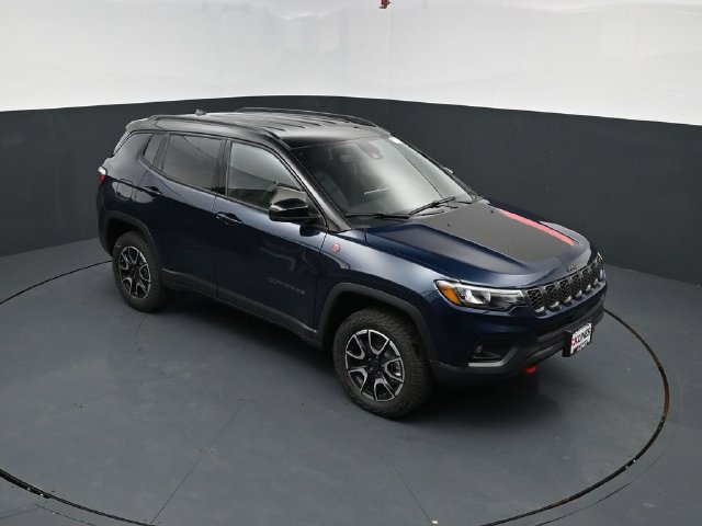 New 2026 Jeep Compass Trailhawk AWD/4WD image 49