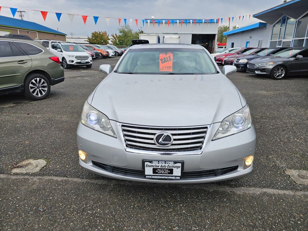 Used 2011 Lexus ES 350 image 2