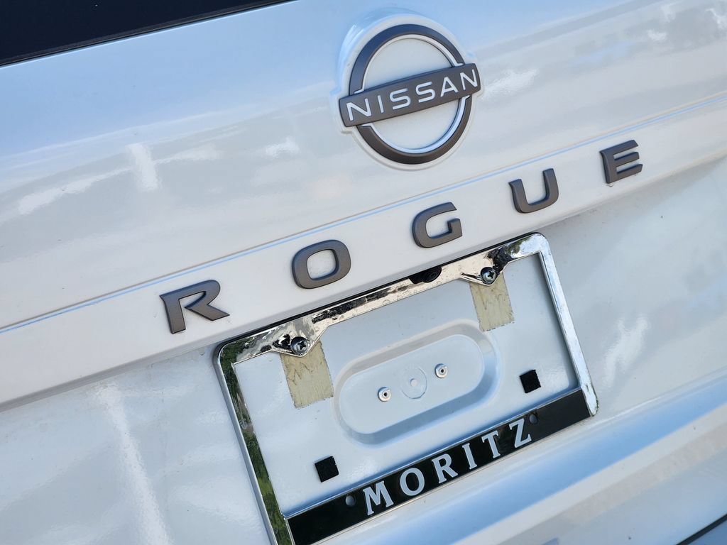 Used 2026 Nissan Rogue SV w/ Cold Weather Package AWD/4WD image 12