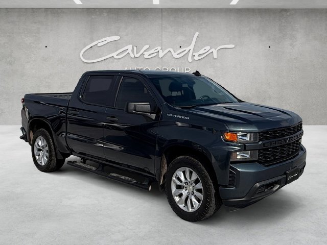 Used 2020 Chevrolet Silverado 1500 Custom w/ Custom Value Package RWD image 2
