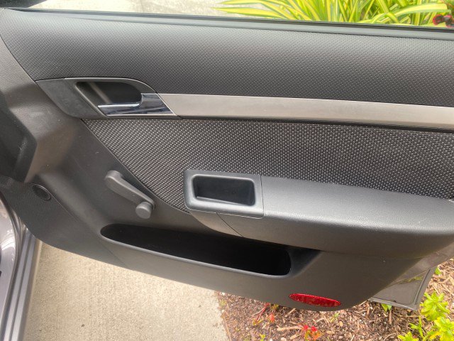 Used 2011 Chevrolet Aveo LT image 87