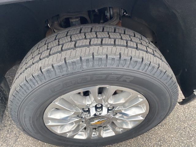 Used 2023 Chevrolet Silverado 2500 High Country AWD/4WD image 19