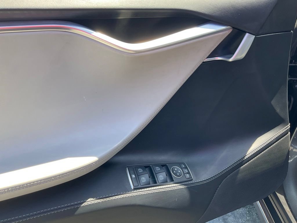 Used 2016 Tesla Model S 75D AWD/4WD image 29