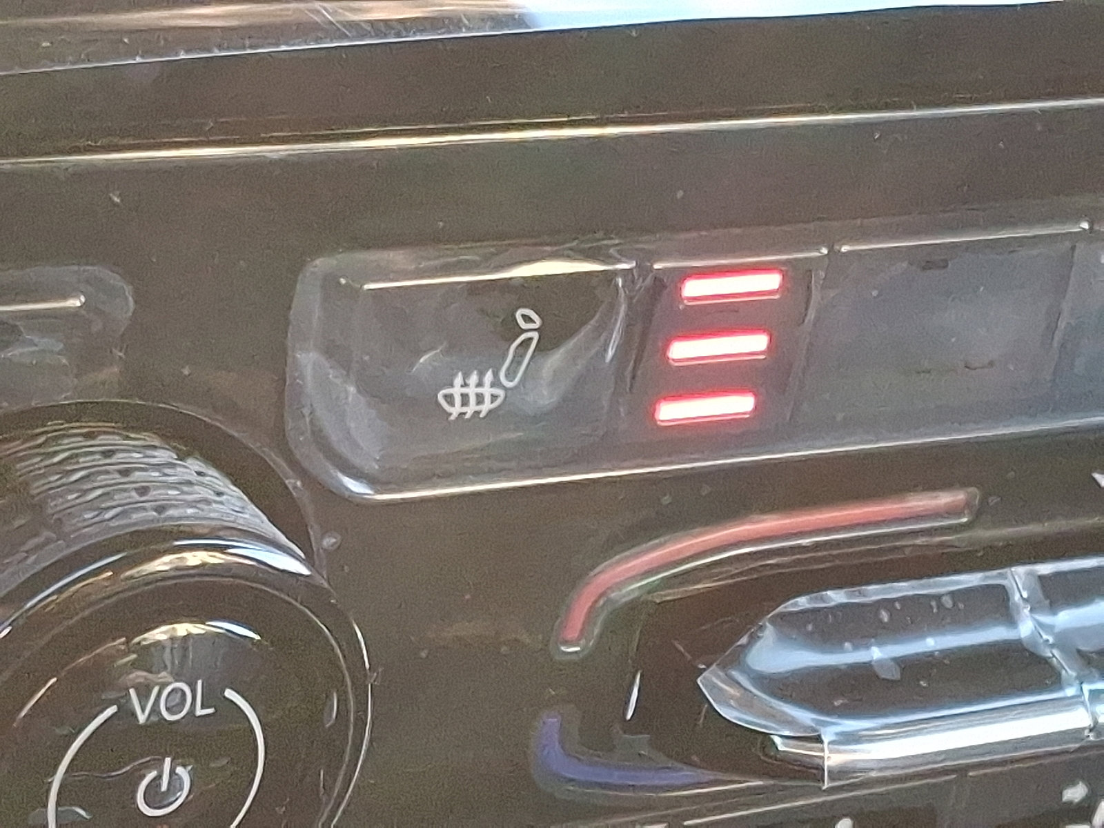 New 2025 Jeep Grand Cherokee Limited w/ Black Appearance Package image 14