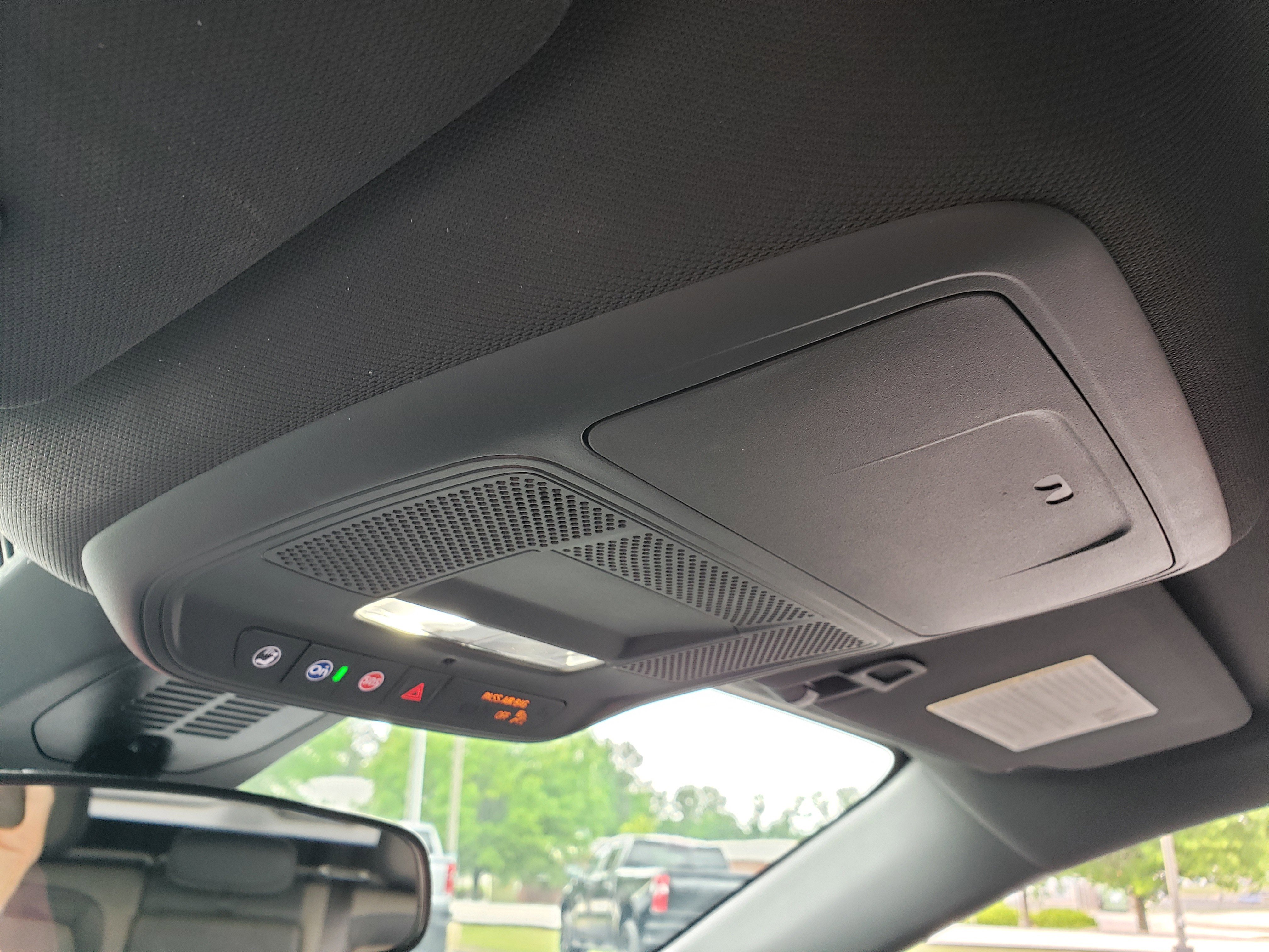 Used 2026 Chevrolet Equinox LT w/ Convenience Package II FWD image 28