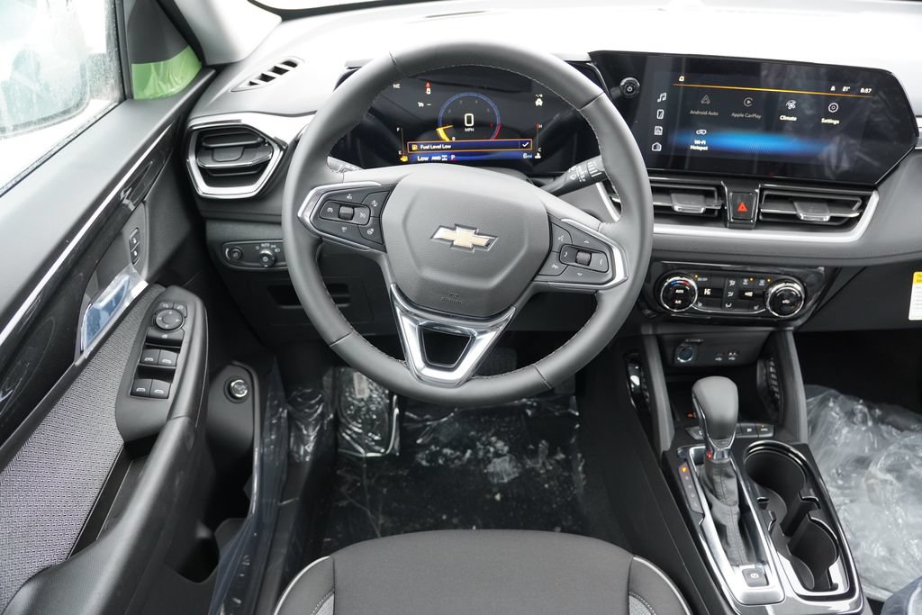 New 2026 Chevrolet TrailBlazer LT w/ Convenience Package AWD/4WD image 13