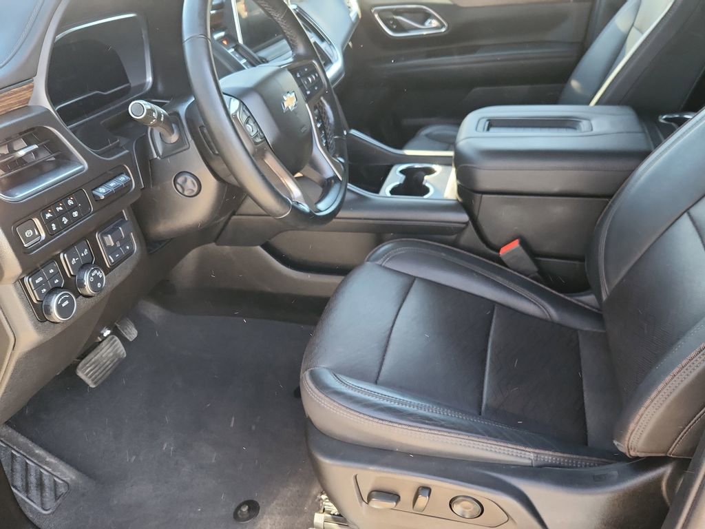 Used 2023 Chevrolet Tahoe High Country w/ LPO, Illumination Package AWD/4WD image 7