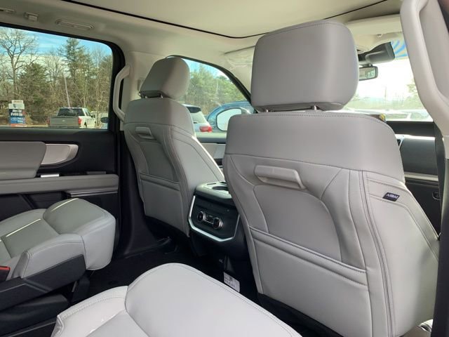 New 2026 Ford Expedition Active AWD/4WD image 14